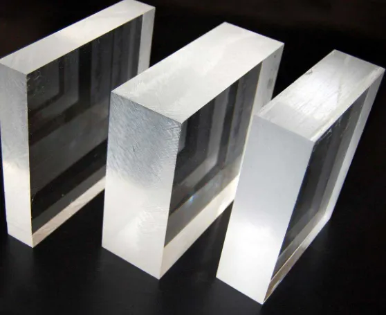 4.8 mm Şeffaf Akrilik Çekme Pleksi 135x205 cm